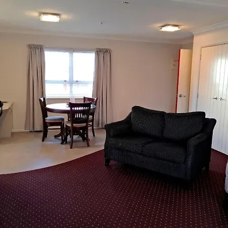 Touchwood Motor Lodge-2