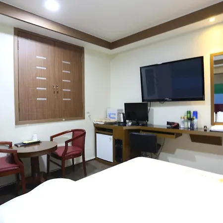 City Park Hotel-3