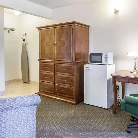 Econo Lodge Eugene-2