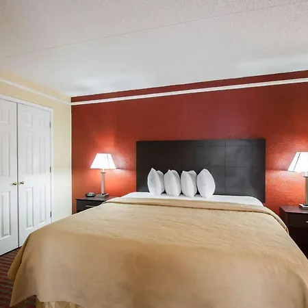 Econolodge Downtown Memphis Best Rate-3