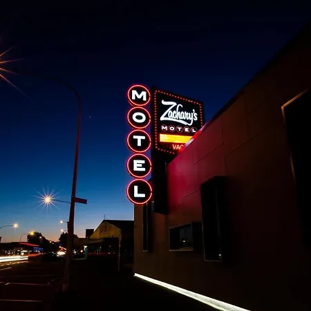 Zachary'S Motel-3