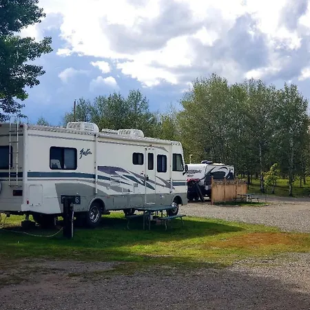 100 Mile Motel & Rv Park-2
