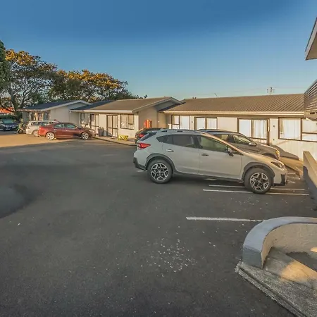 Fiesta Court Motel-2