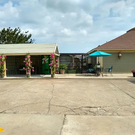 Southern Comfort Suites-3
