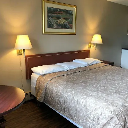 Travellers Inn-3