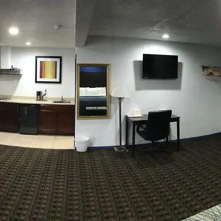 Budget Inn & Suites-2