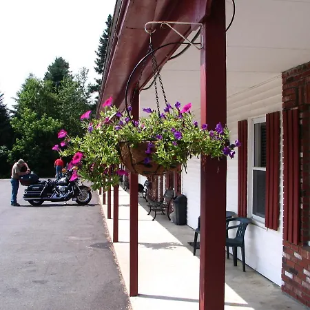 Maple Leaf Motel-2