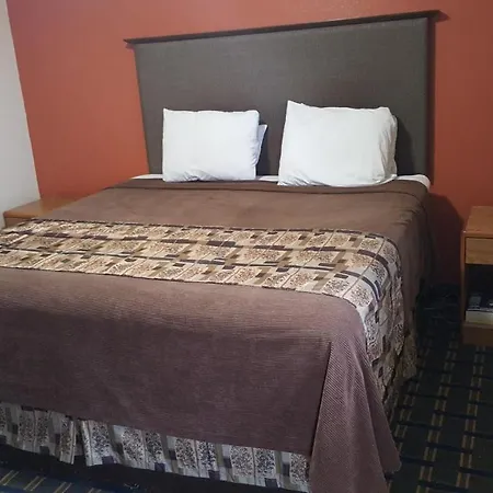 Budget Inn Tonawanda-2