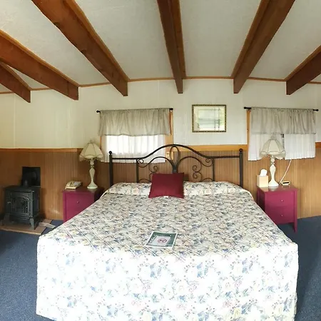 Twilite Motel-2
