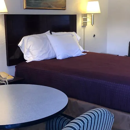 Economy Inn Alamogordo-2