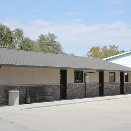 Boarders Inn & Suites By Cobblestone Hotels - Syracuse-2