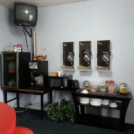 Broadway Inn-2