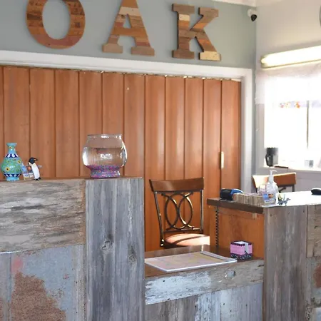 The Oak Motel-3