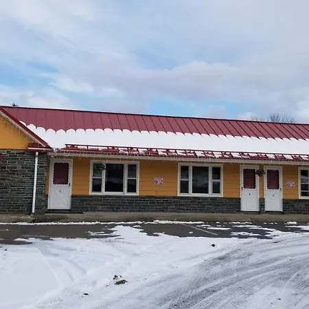 Middlebury Sweets Motel-3