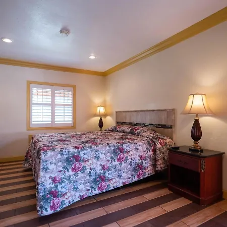 Parkside Inn-2