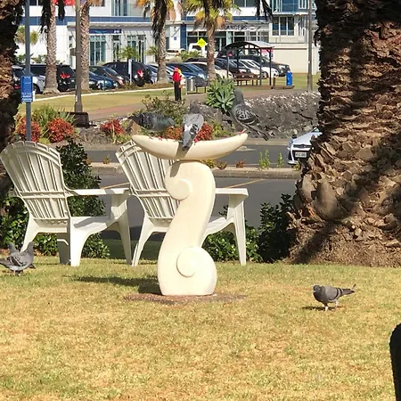 Half Moon Bay Motel-3