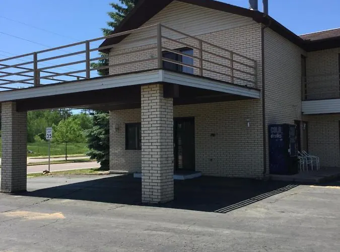 Malibu Inn Lake Delton