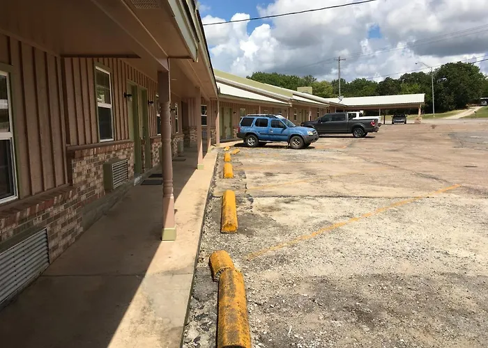 Village Inn Ada