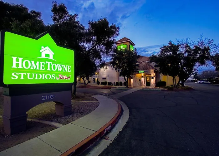 Hometowne Studios By Red Roof Phoenix - Dunlap Ave