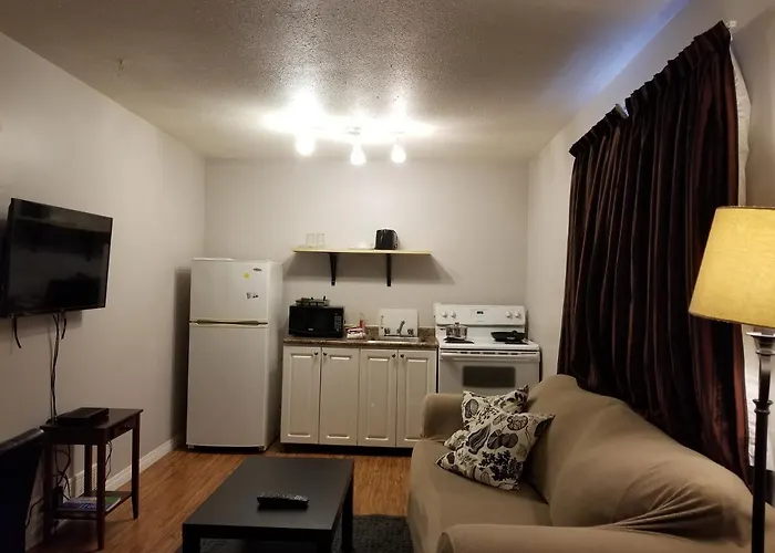 Sun Plaza Motel Sundre