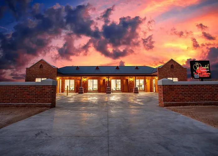 Red Waratah Accommodation Bendigo