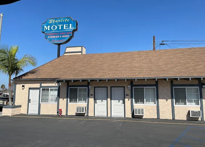 Starlite Motel Bellflower