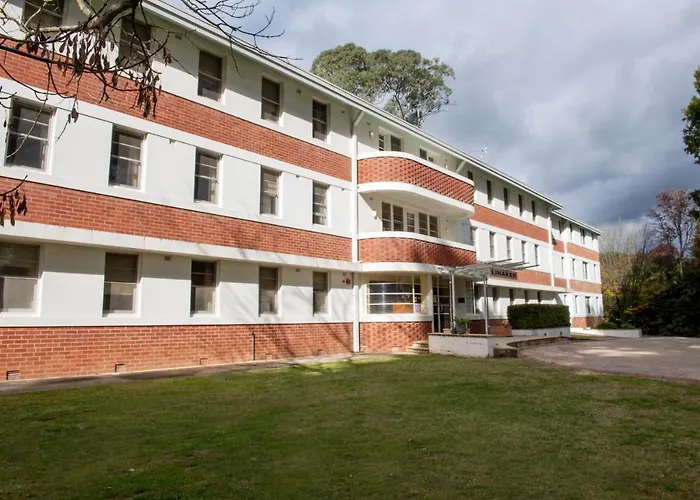 Linaker Art Deco Motel Beechworth