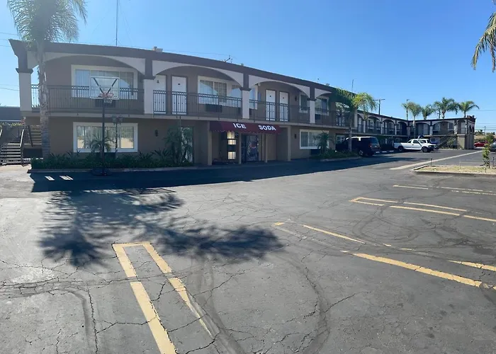 Legacy Inn & Suites Anaheim
