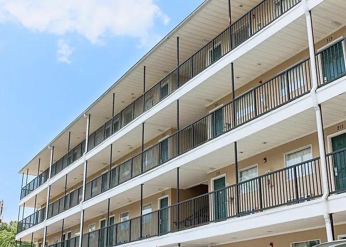 Budgetel Inn And Suites Atlanta Midtown