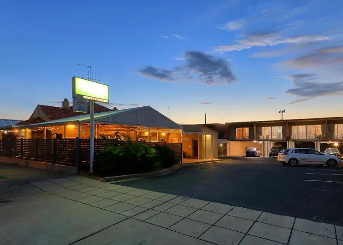 Court Street Motel Parkes