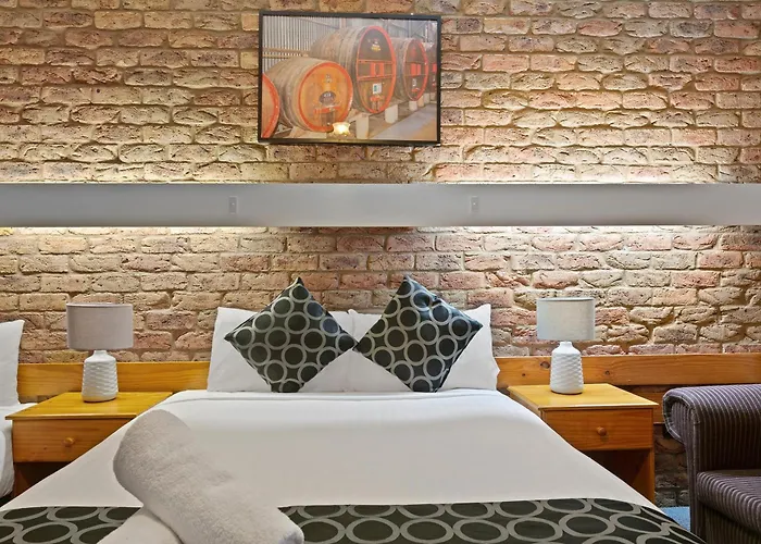 The Settlement Historic Hotel Echuca