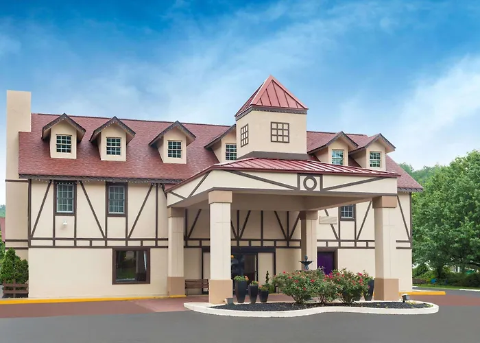 Baymont By Wyndham Helen Motel