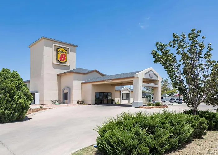 Super 8 By Wyndham Midland Motel