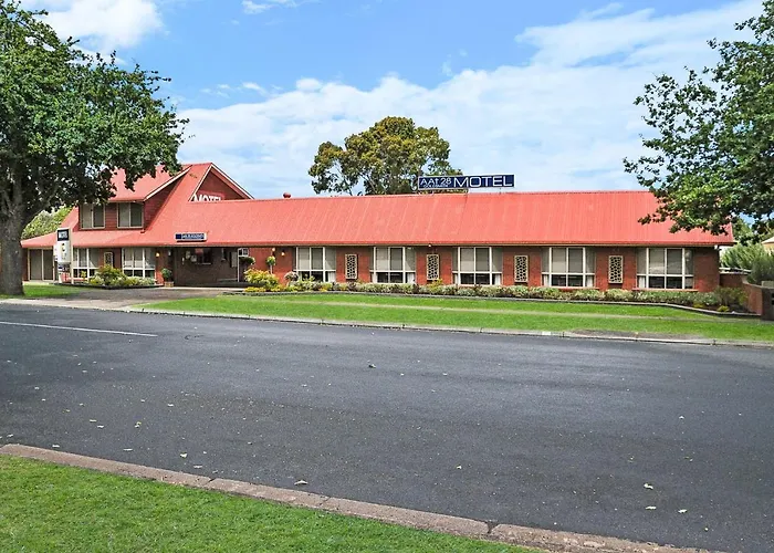 Aat 28 Goldsmith Motel Hamilton
