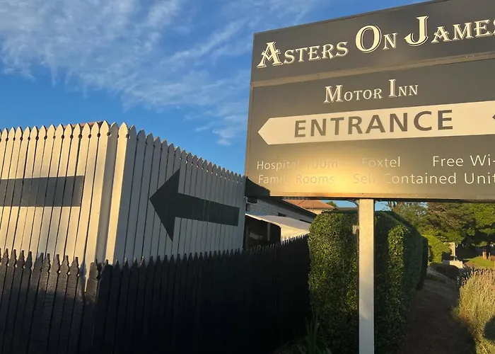 Asters On James Motor Inn Toowoomba