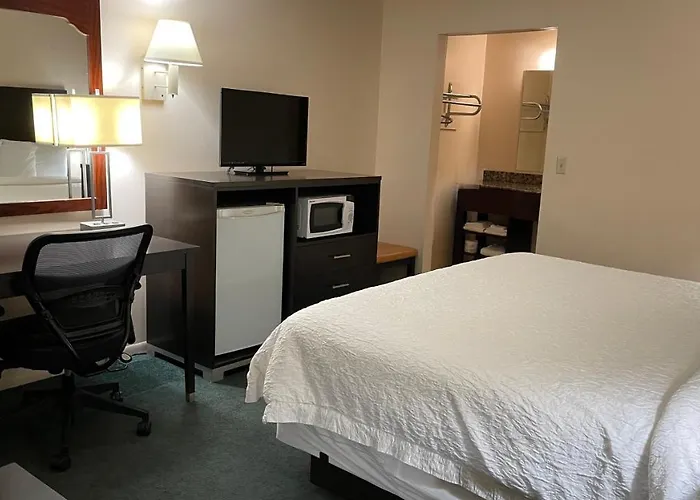 Slumber Inn Harrisonville