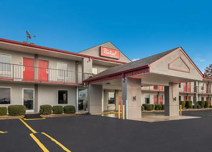 Red Roof Inn & Suites Jackson, Tn
