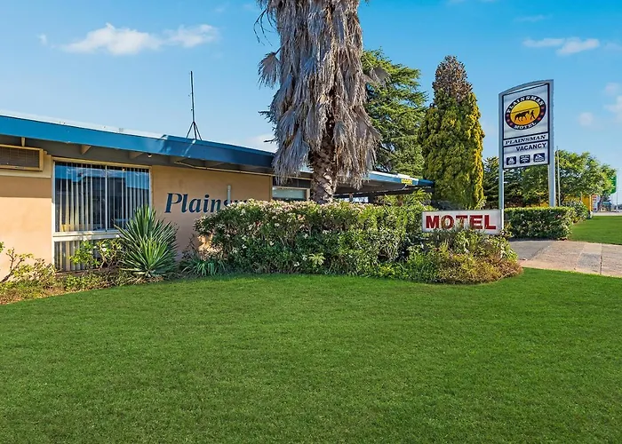 Plainsman Motel Forbes