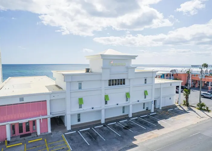 Flamingo Hotel & Tower Panama City Beach