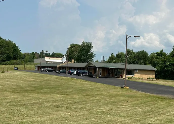 Thruway Holiday Motel Westfield