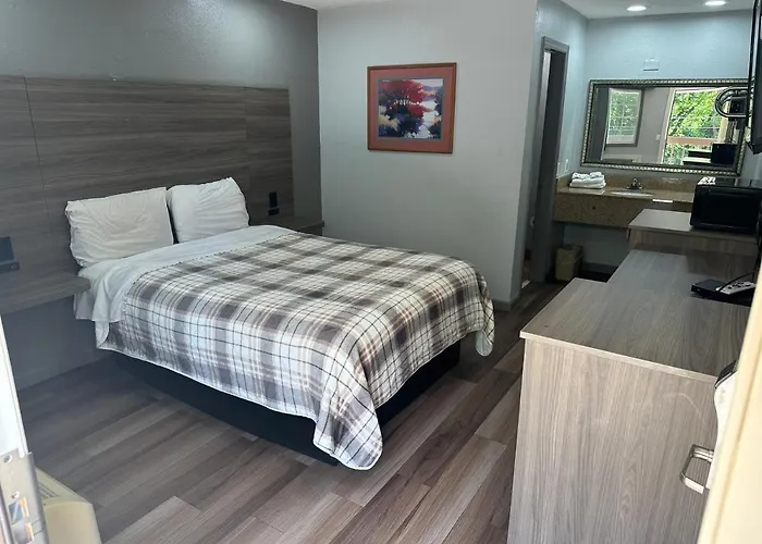 Budget Inn Express Columbia
