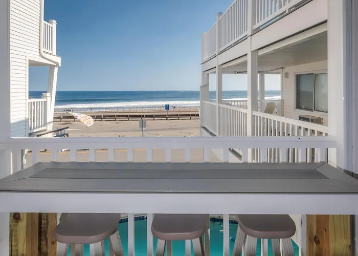 The Atlantic Motel Hampton