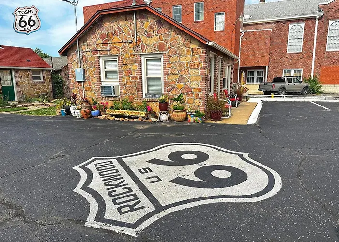 Rockwood Motor Court Motel Springfield
