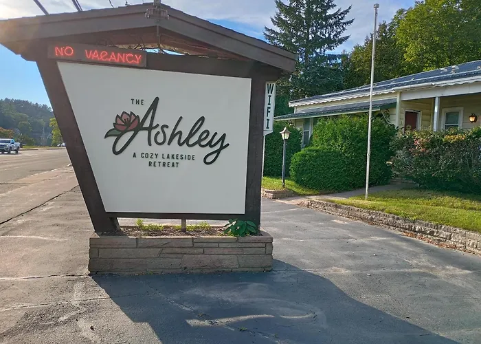 The Ashley Motel Saranac Lake