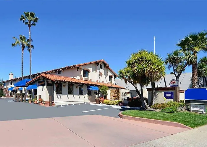 Travelodge By Wyndham Concord