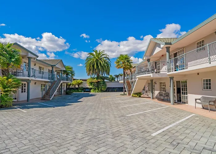 Silver Fern Rotorua Suites & Spa