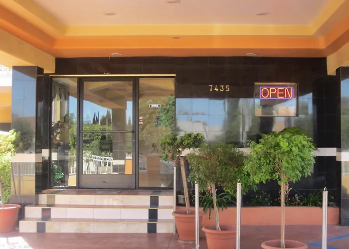 Starlight Inn Canoga Park Los Angeles