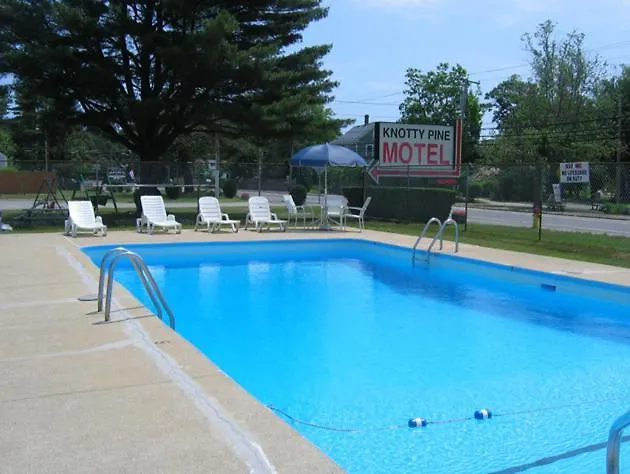 Knotty Pine Motel Salisbury