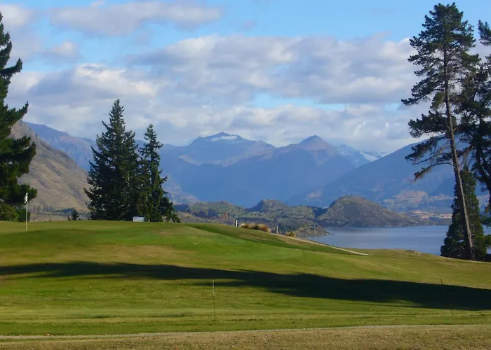 Golfcourse Road Chalets And Lodge Wanaka
