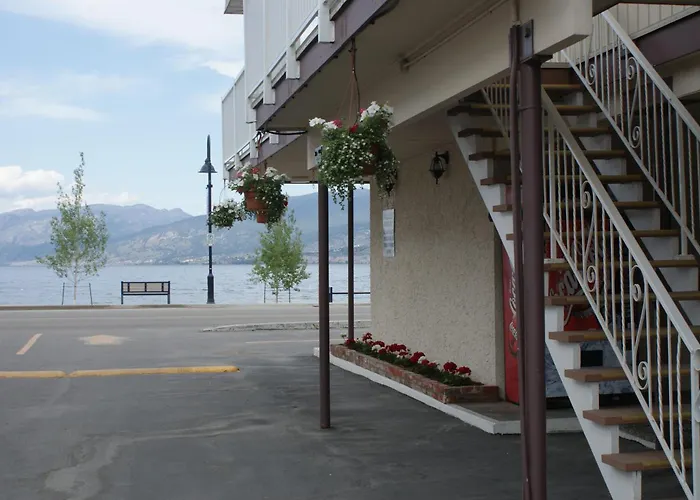 Shoreline Resort Condominiums Penticton